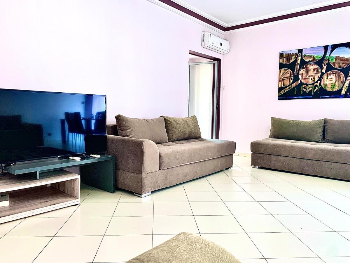 Anfa 28 - 2 Bedrooms - Well Located Apartment - Large And Pleasant Casablanca Esterno foto