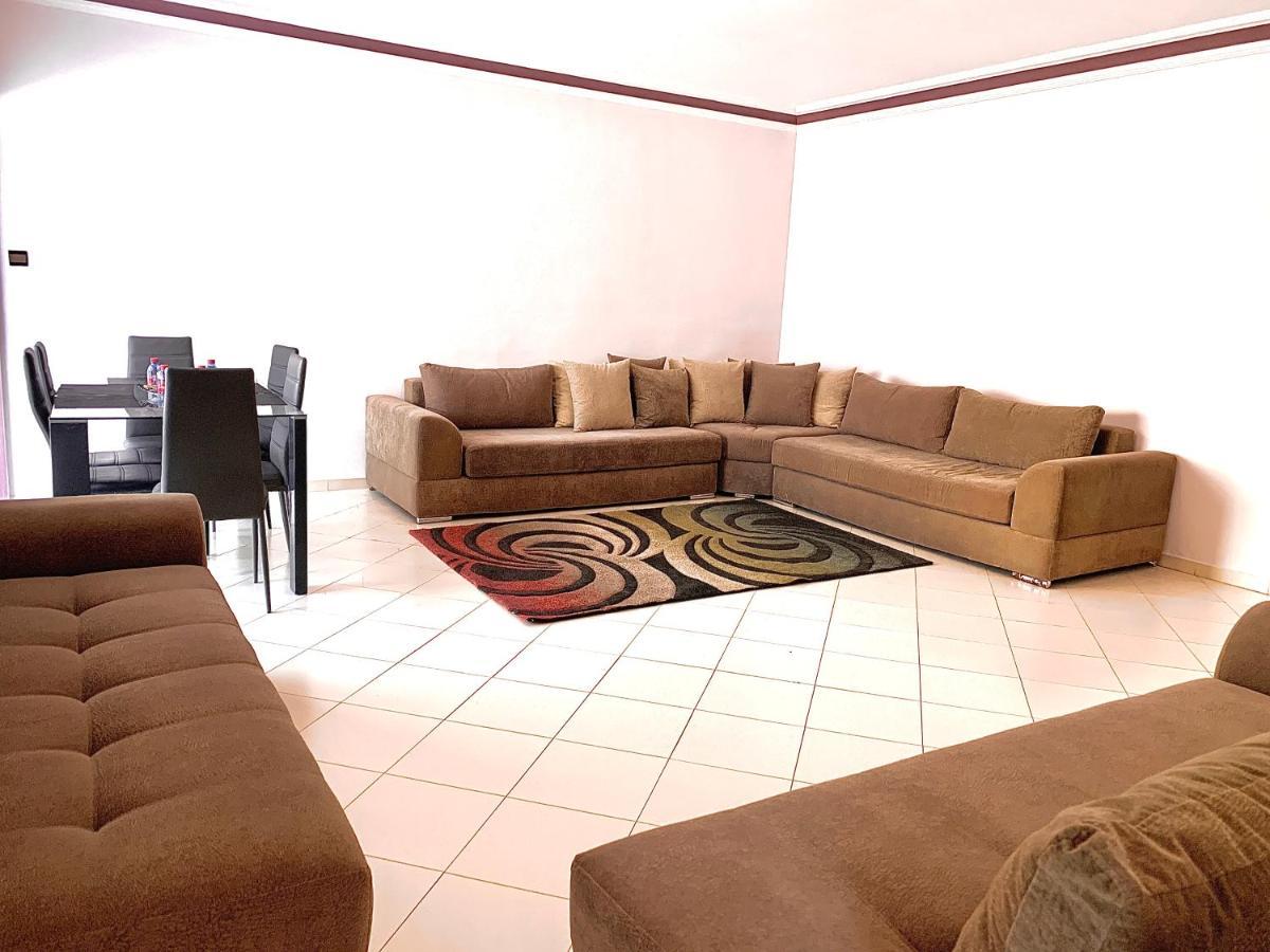 Anfa 28 - 2 Bedrooms - Well Located Apartment - Large And Pleasant Casablanca Esterno foto