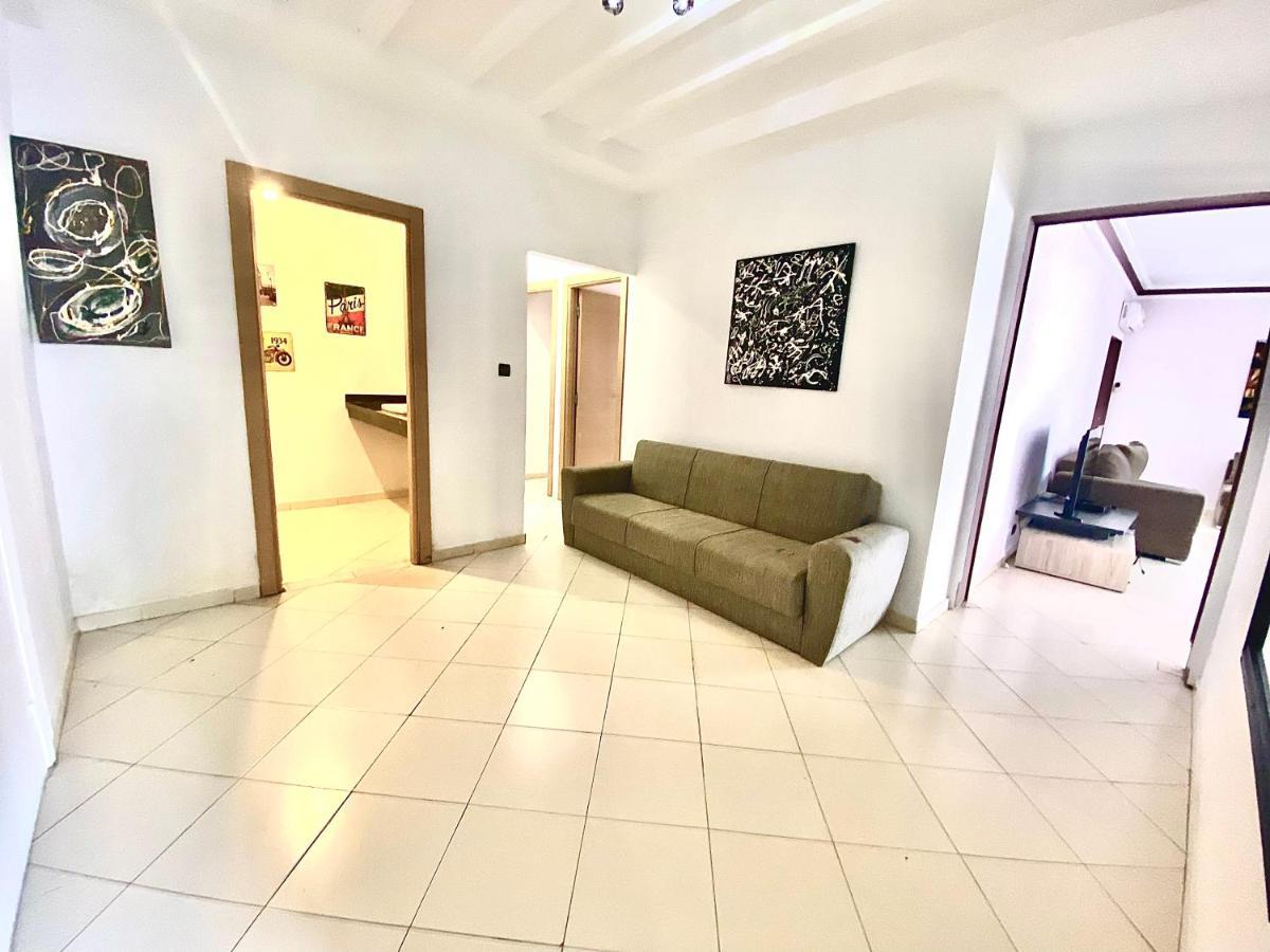 Anfa 28 - 2 Bedrooms - Well Located Apartment - Large And Pleasant Casablanca Esterno foto